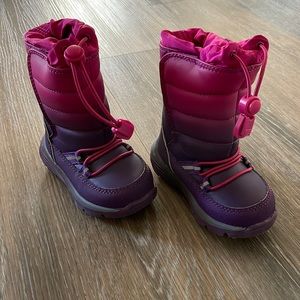 Toddler snow boots